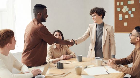 Les étapes pour réussir l’intégration comptable de nouveaux salariés